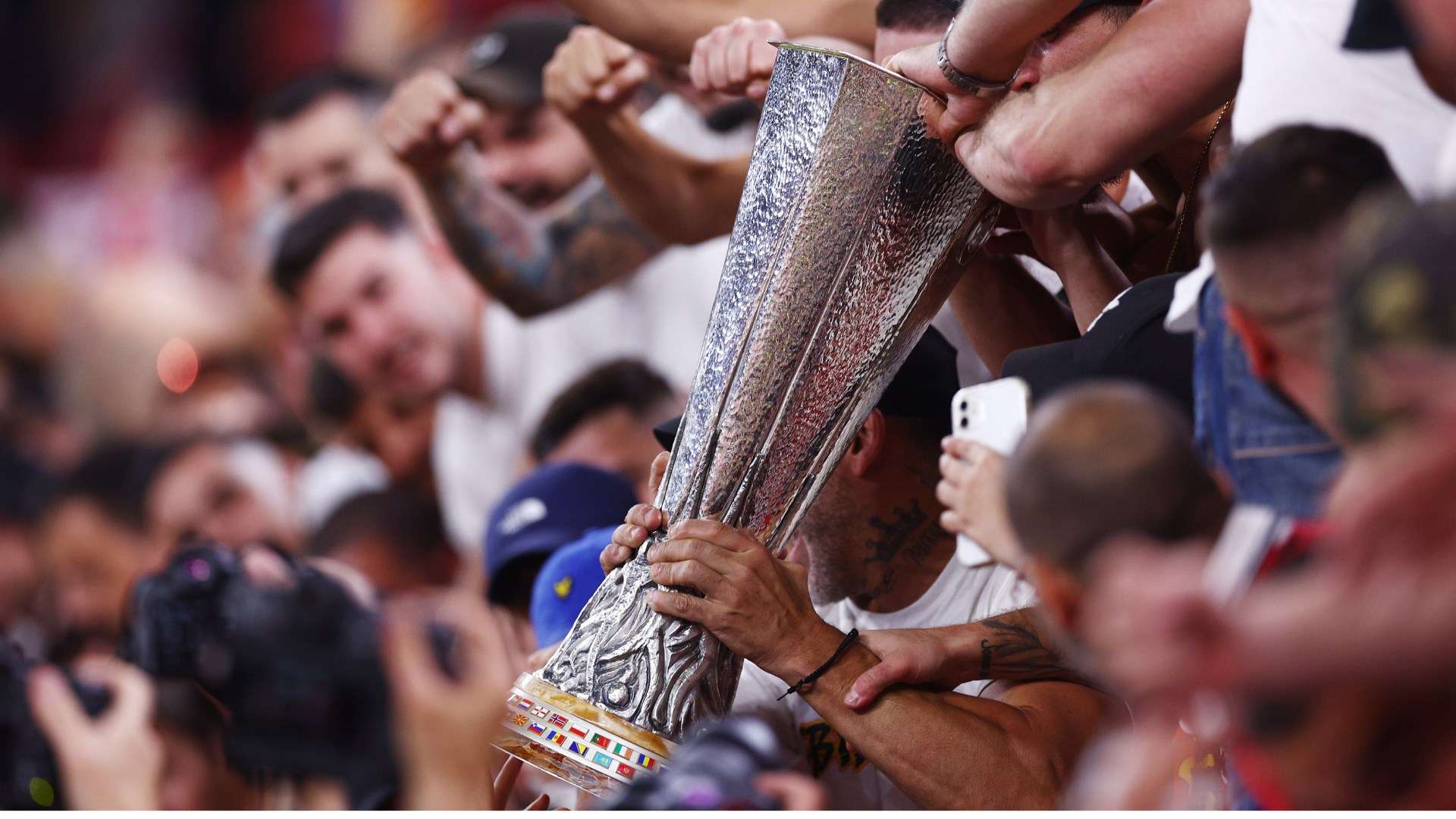 斟酌球队的 斟酌球队的